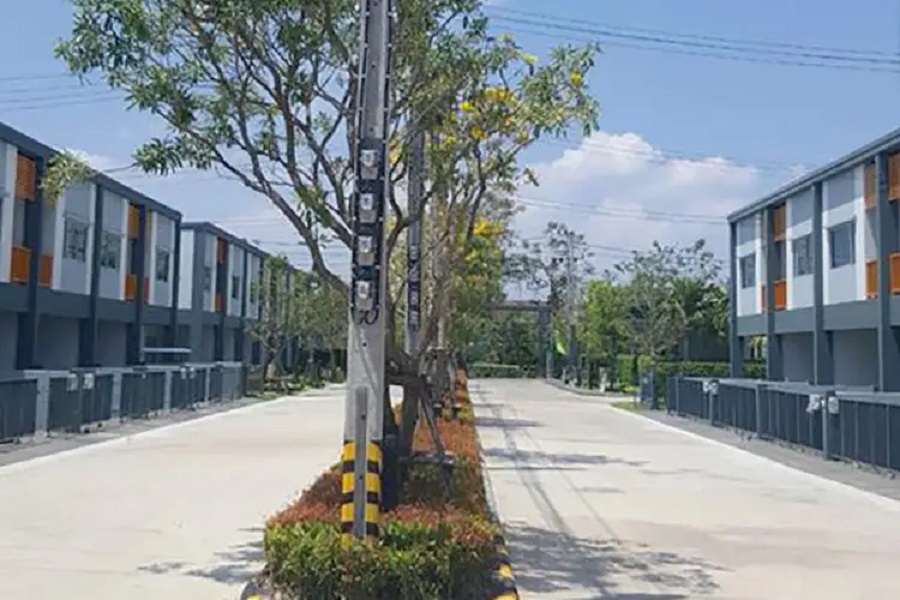 Lumpini-Town-ville-Lat-Pladuk-Bangpai-Station