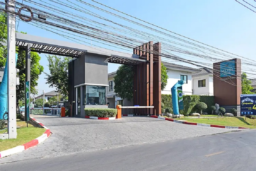 Modi-Villa-Townhome-Chaiyaphruek