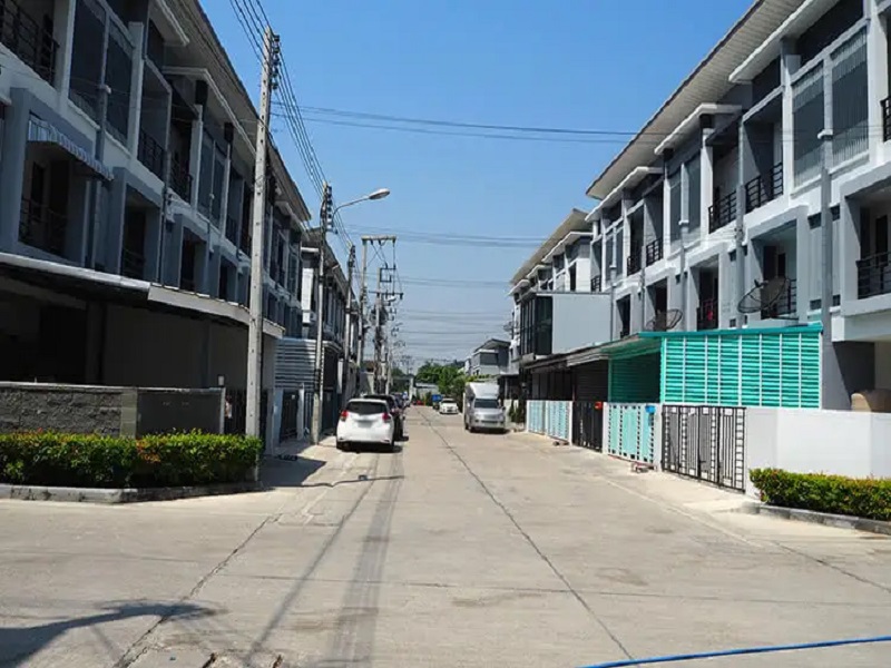 Ing-town-Tiwanon-Chaengwattana