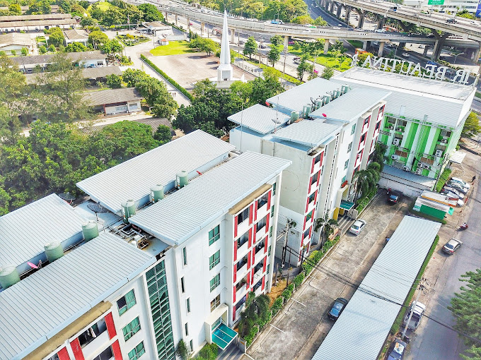 The-River-Park-Modern-Place