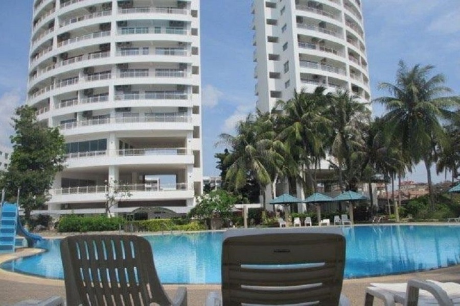 จามจุรี-คอนโด