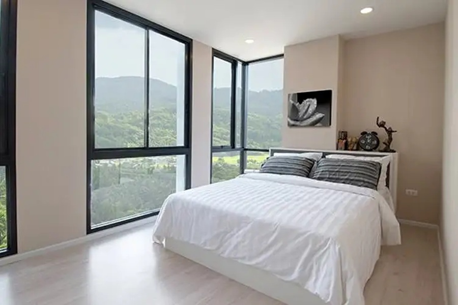 ปาล์ม-สปริงส์-นิมมาน-รอยัล